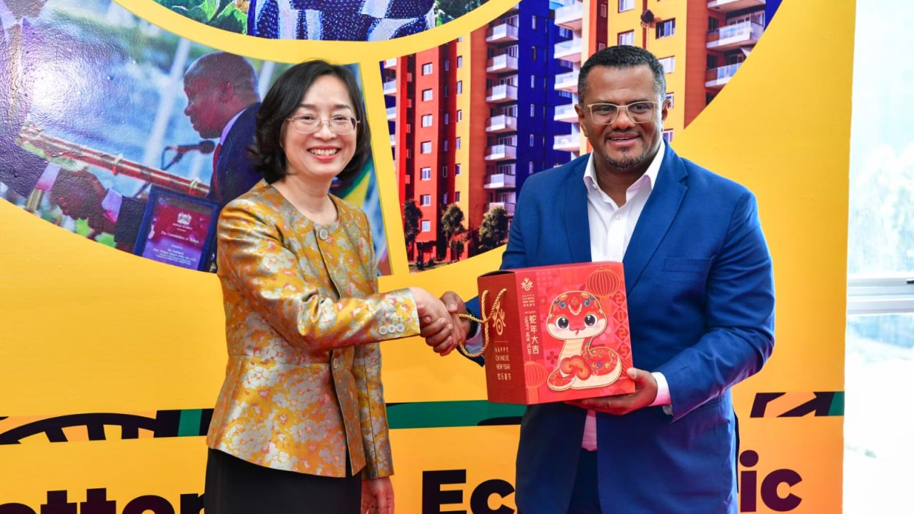 Chinese Ambassador Guo Haiyan, UDA SG Hassan Omar hold bilateral talks